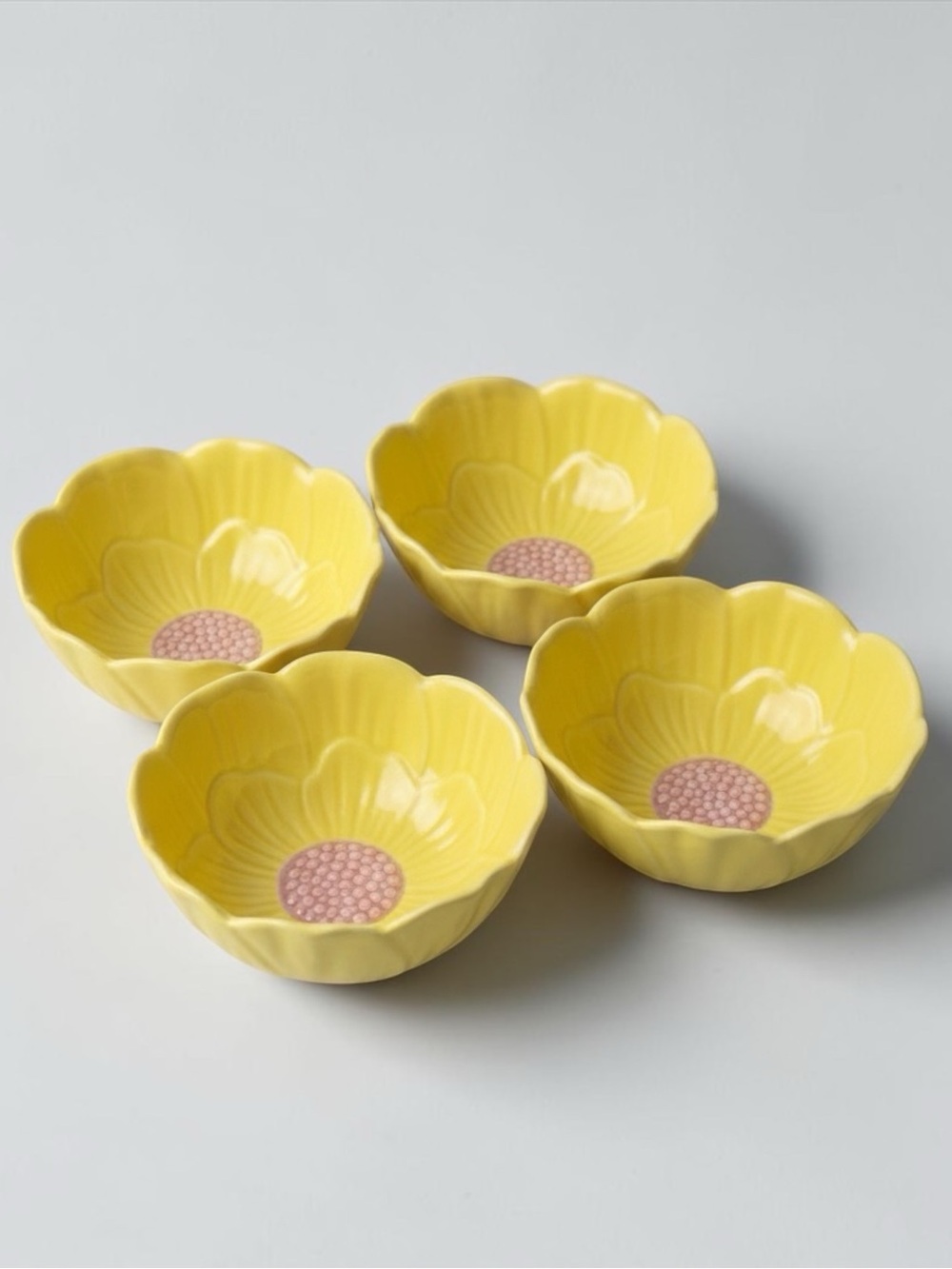 Flower Bowls Set of 4 Yellow Ceramic Snack Dessert Bowls Flying Tiger NWT